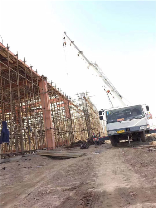 西夏区25 吨、50 吨吊车怎么选？多大重量 / 半径适合对应车型？