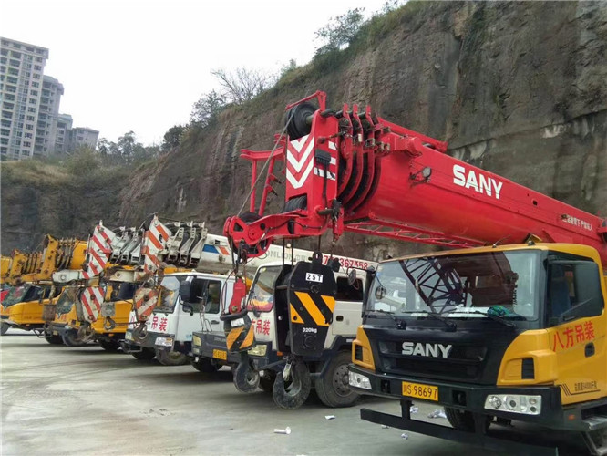 西夏区吊车出租按什么计费？台班费、单次费、里程费怎么算？