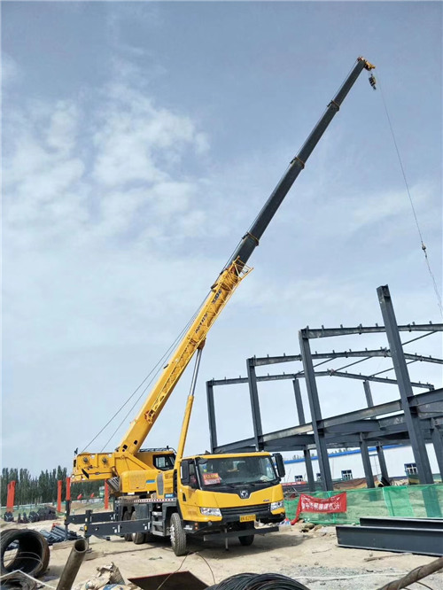 西夏区超高层建筑钢结构吊装案例